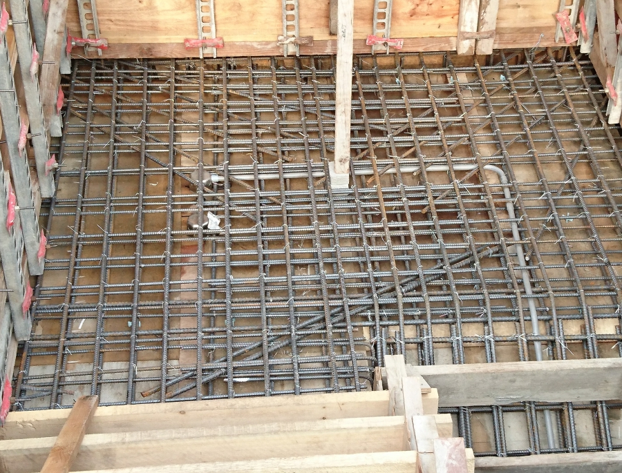 樓梯平台鋼筋配罝斜向鋼筋補強